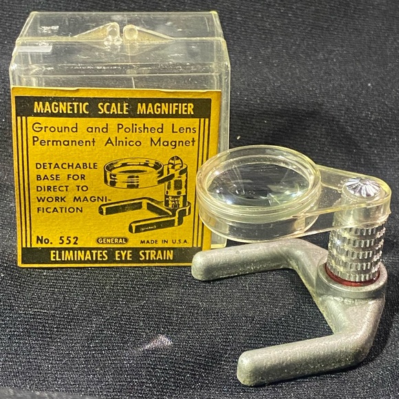 Vintage Magnetic Scale Magnifier Made in USA - Picture 2 of 9